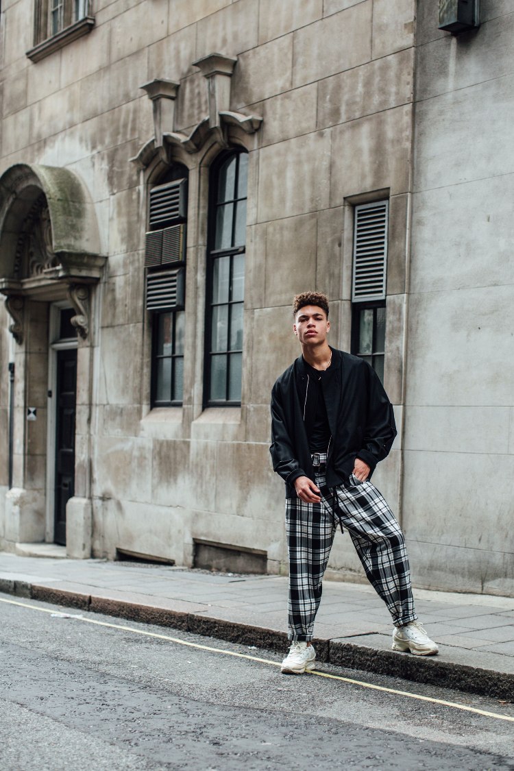 mode masculine 2018 pantalon large carreaux street fashion