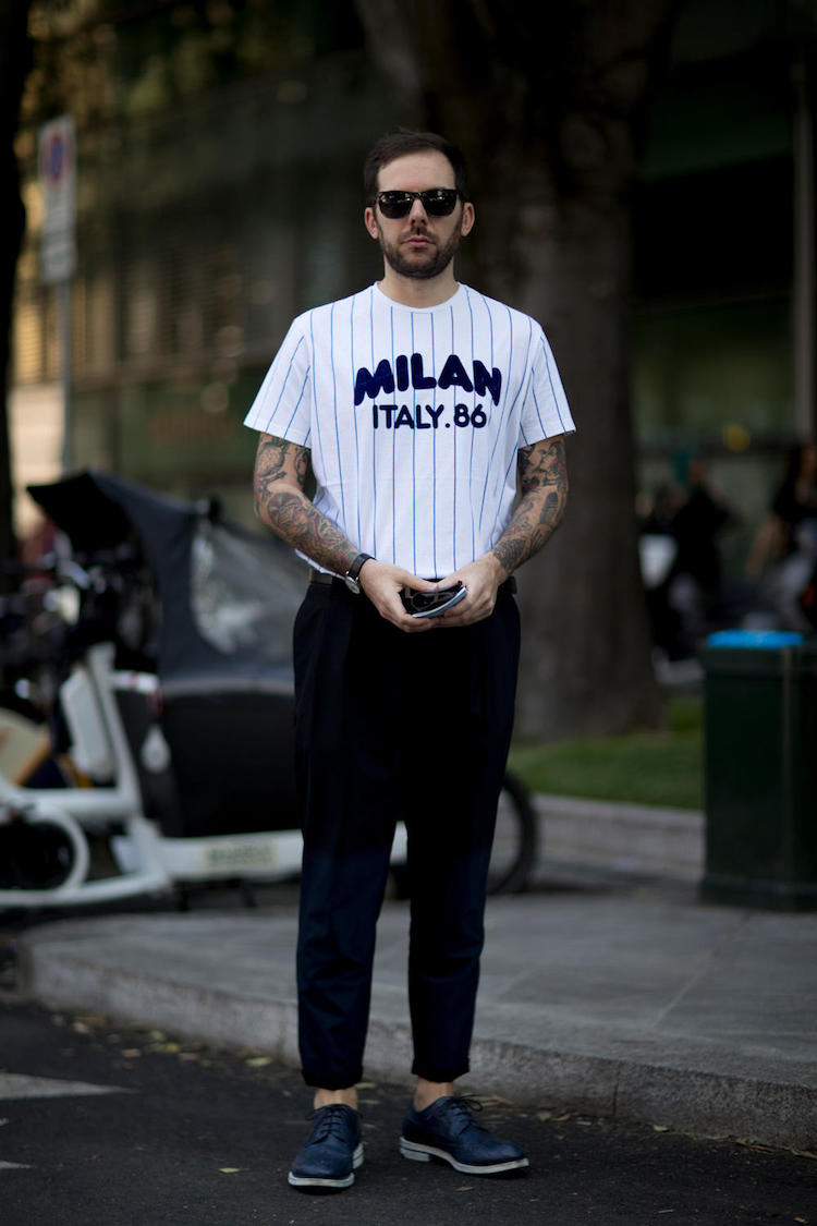 mode masculine 2018 printemps tshirt blanc rayures logo pantalon noir