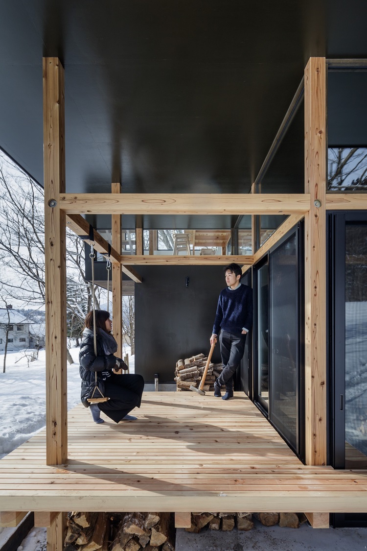 petite terrasse en bois maison japonaise