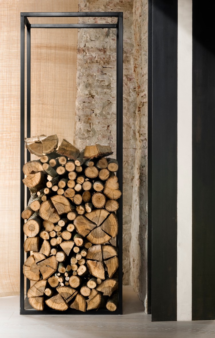 rangement bois de chauffage intérieur support en métal