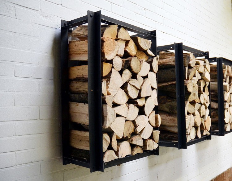 rangement bois de chauffage intérieur trois racks à bois muraux
