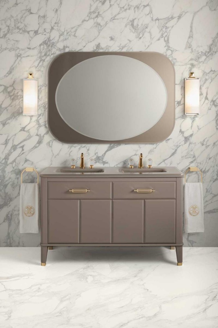 salle de bain en marbre gris mobilier salle eau tendance rose pâle
