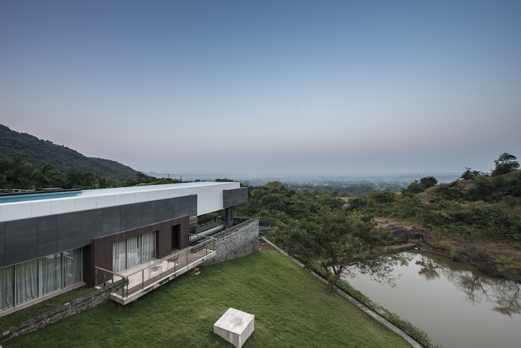 villa luxe piscine infinie sur toit terrasse
