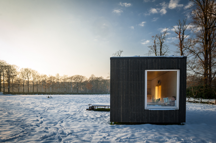 cabane en bois moderne et écolo qui reste au chaud en hiver