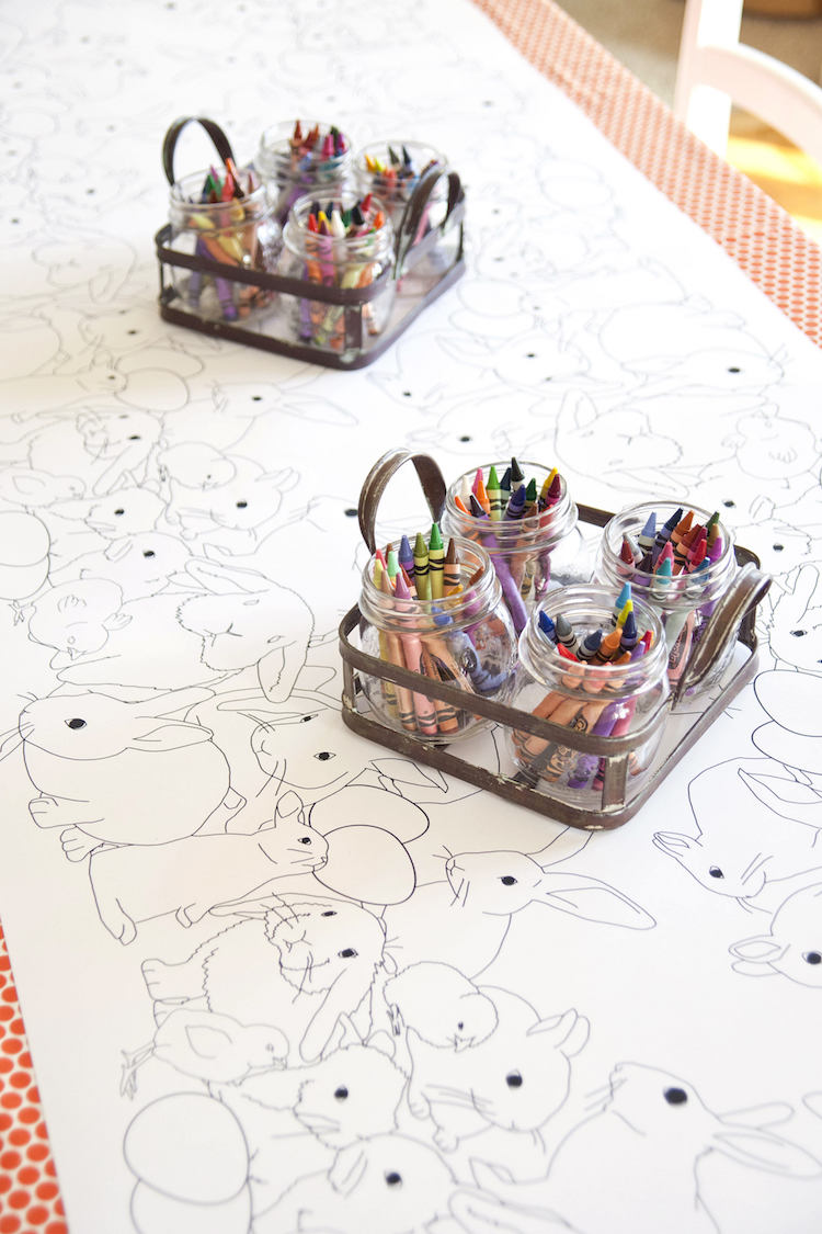 chemin de table colorier crayons idee divertir enfants mariage