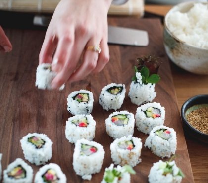 comment faire des sushi maison conseils façonnage