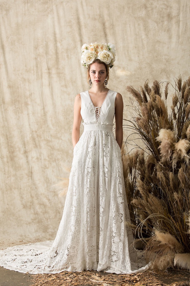 couronne de fleurs Frida robe de mariée en A bohème chic