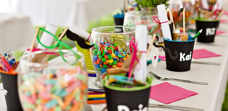 decoration table enfants mariage cadeaux gourmands activites divertissantes