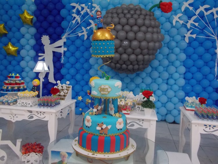 déco anniversaire 1 an Le Petit Prince déco bleue