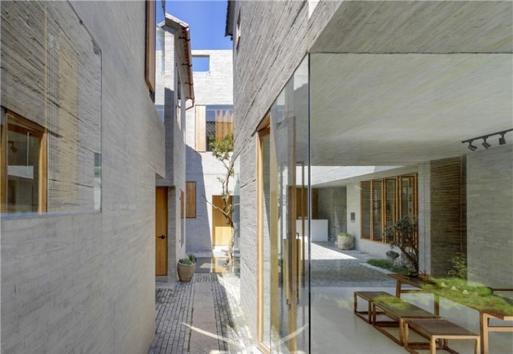 façade grise intérieur moderne paroi en verre