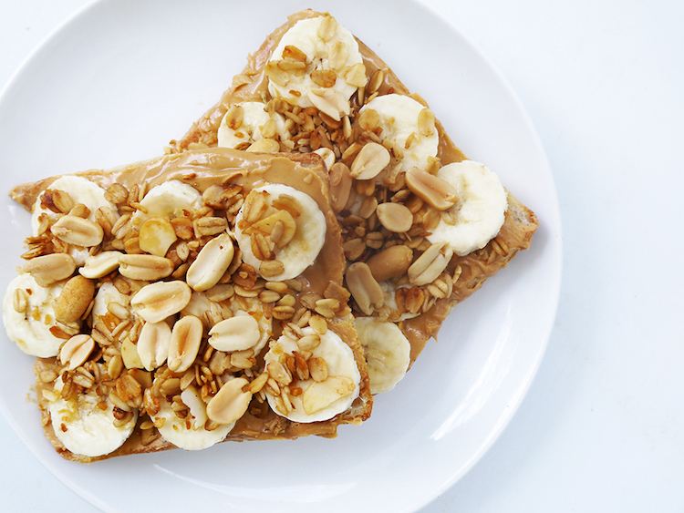 idee collation fitness toast beurre arachides banane