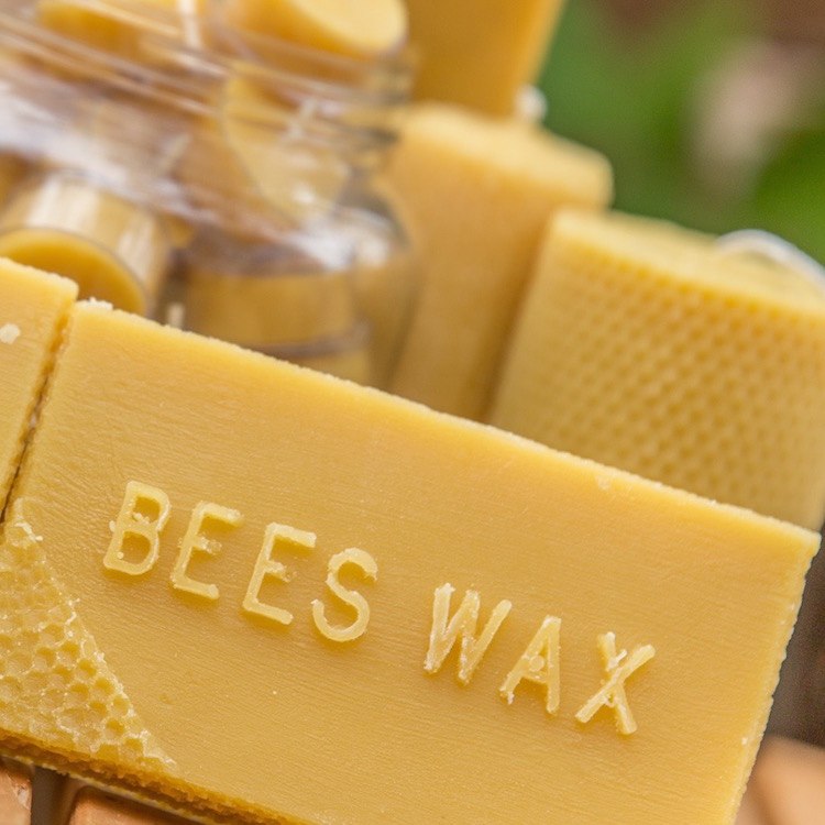 Creme Solaire Maison Qui Facilite Le Bronzage Sain En Protegeant La Peau
