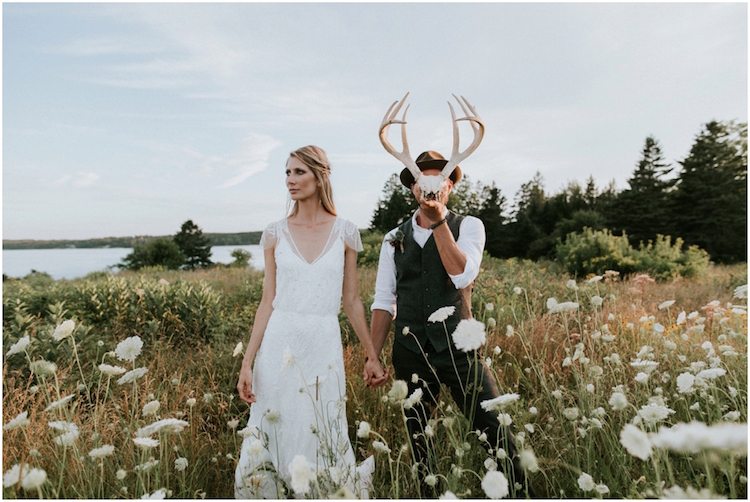 lieu original pour un mariage bohème chic - la prairie un champ