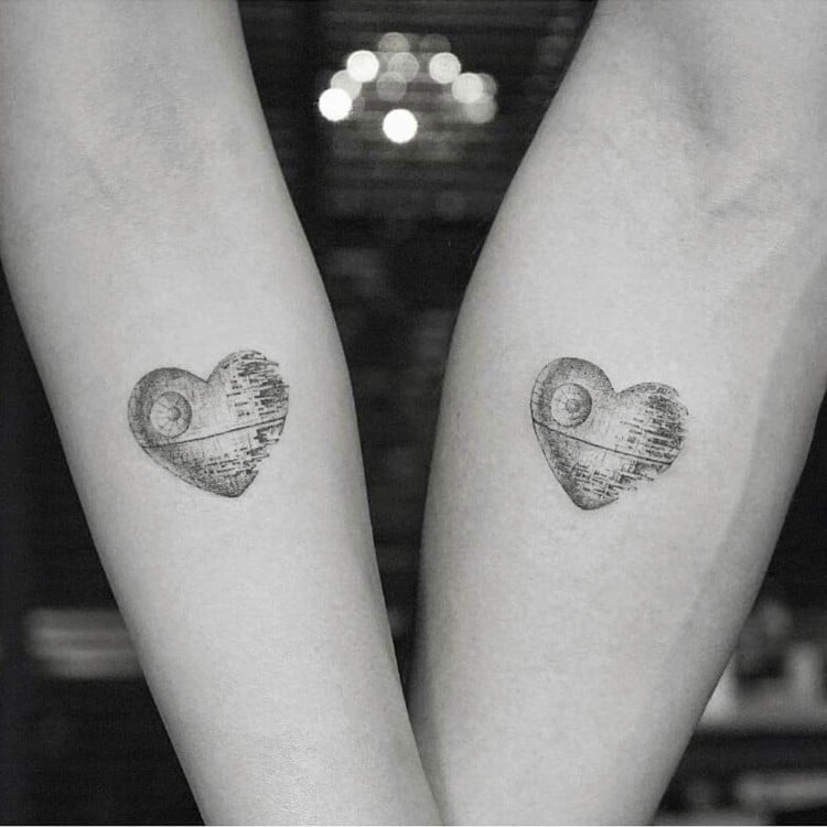 petit tatouage discret femme idée originale pour couple