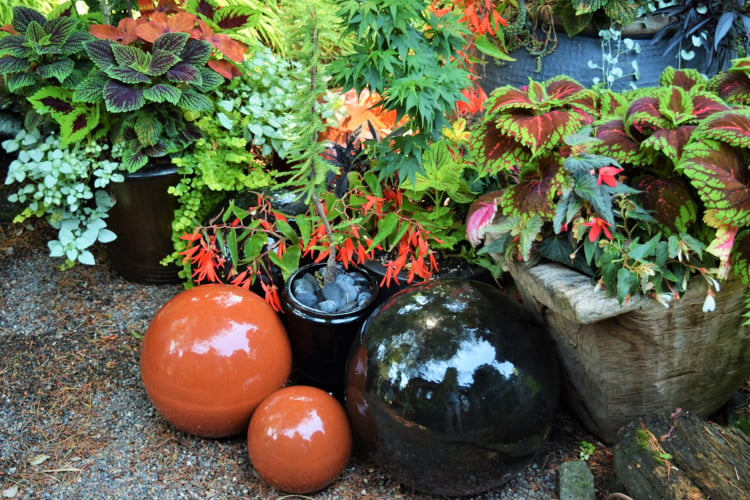 boule decorative pour jardin argile