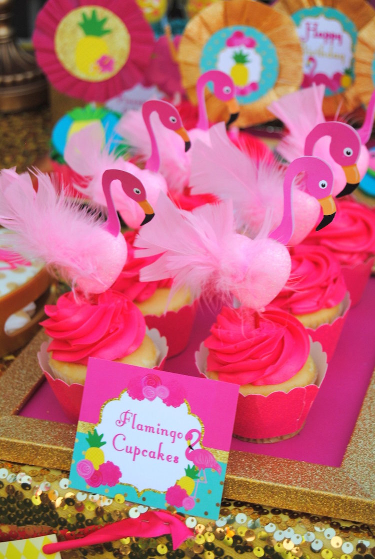 deco anniversaire flamant rose deco cupcakes flamants roses