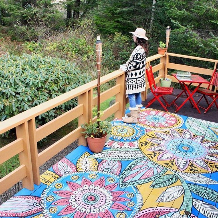 peinture terrasse bois tapis super original mandala