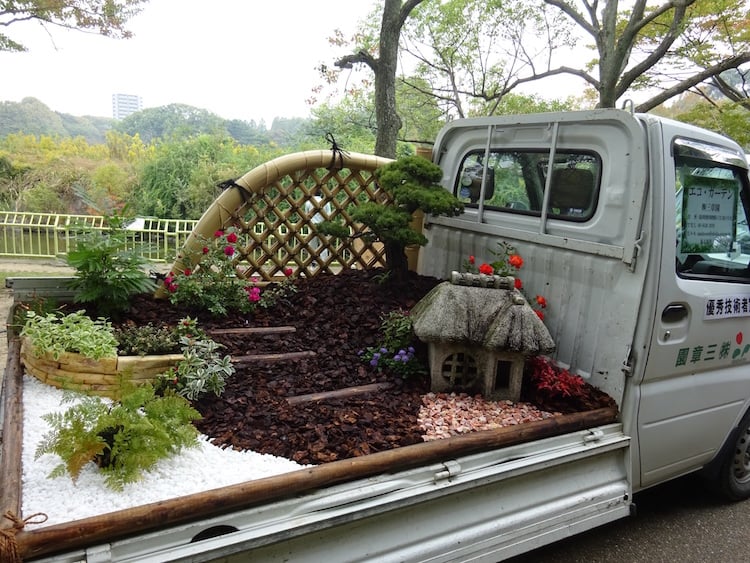 petit jardin japonais arriere camionnette concept original concours jardinage jardin japonais traditionnel