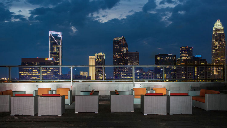 restaurant panoramique sur toit terrasse - Charlotte en Caroline de Nord