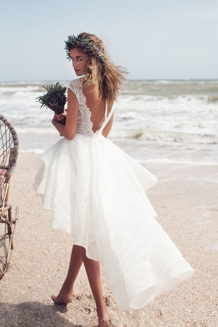 robe de mariée plage dos nu idée super élégante