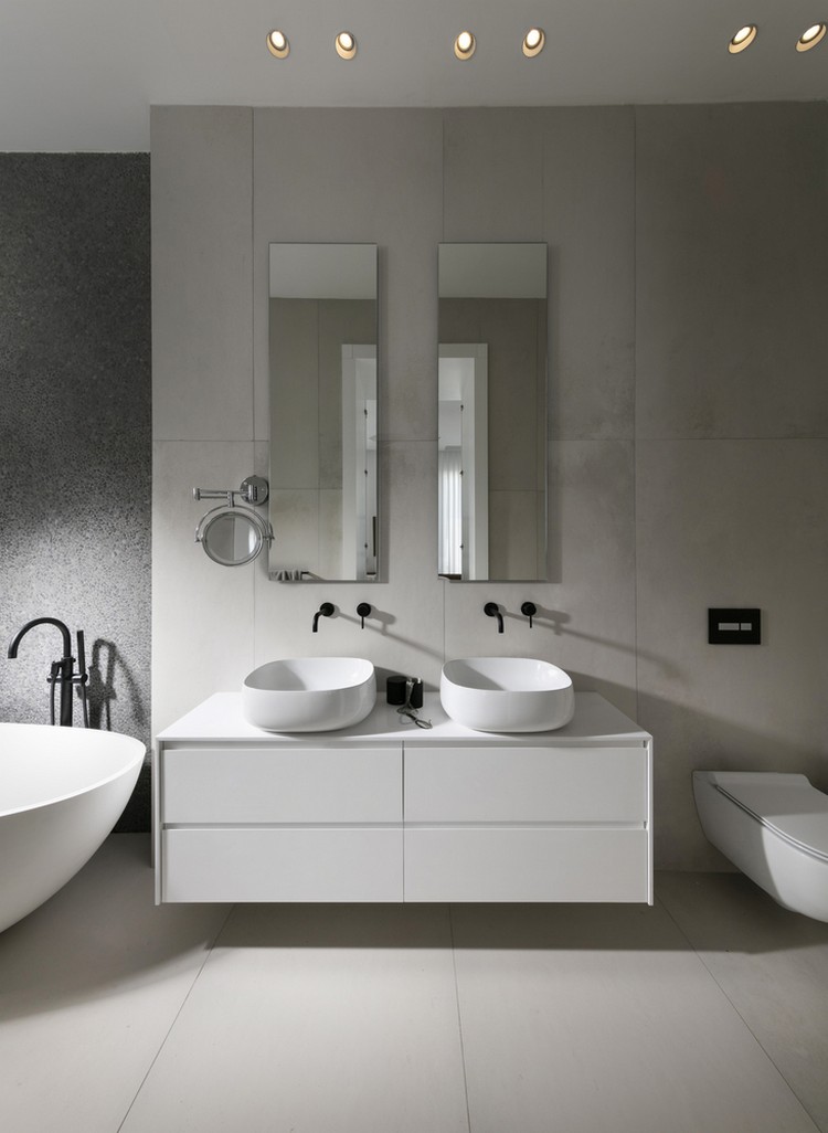 salle de bain blanche monochrome design moderne
