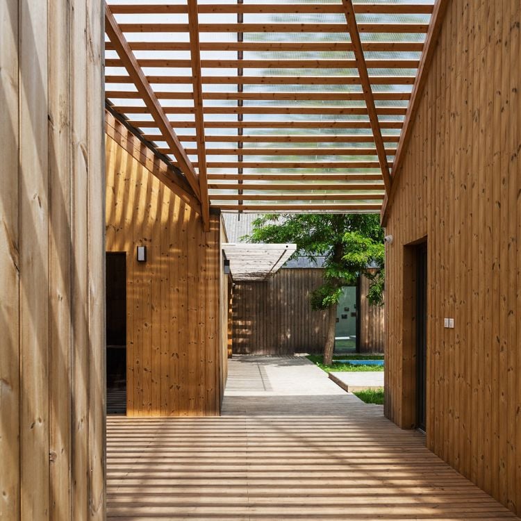 terrasse bois toiture moderne