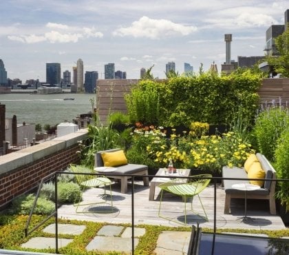 terrasse toit moderne idée décoration extérieure créer coin exotique urbain