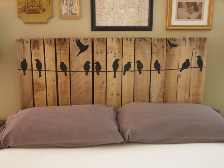 tête de lit en bois stickers oiseaux