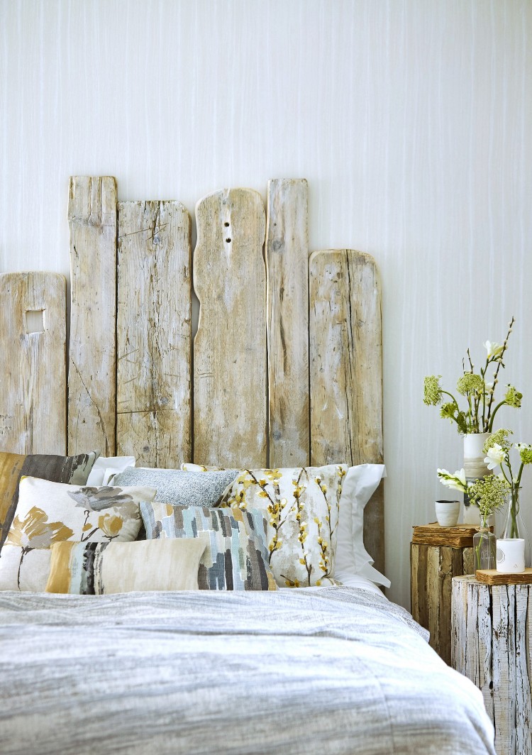 tête de lit planches de bois style rustique