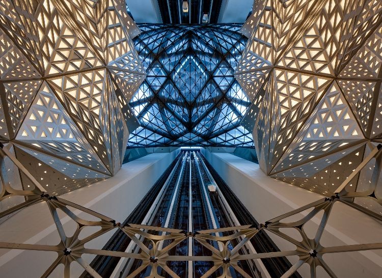 Zaha Hadid Architects hôtel super moderne intérieur design exceptionnel