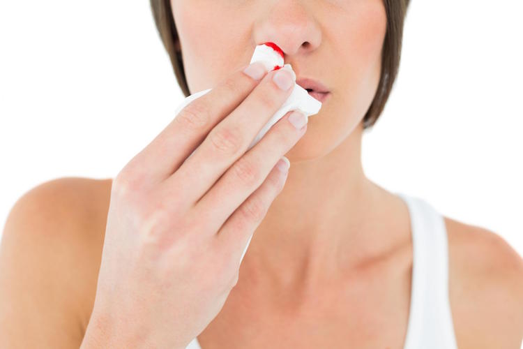 carence vitamine c symptomes frequents saignement nez