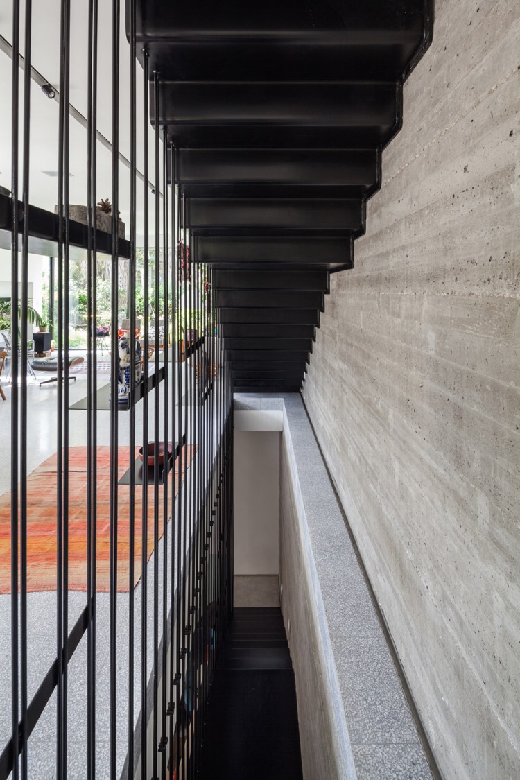 claustra escalier cloison déco en métal appartement architecte