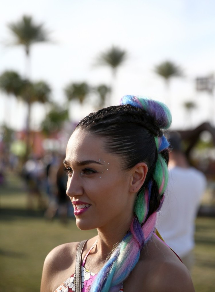 coiffure festival Coachella looks unicron hair