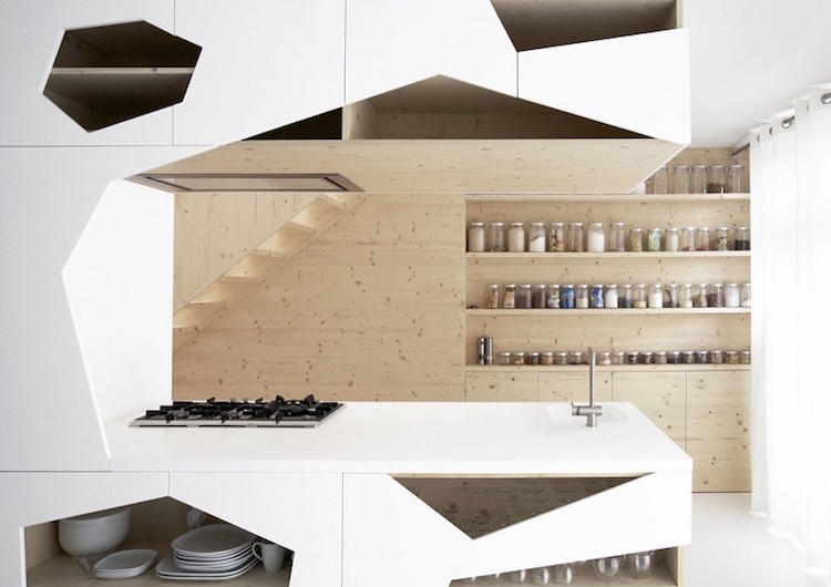 cuisine avec des etageres ouvertes bois cuisine bois blanc moderne futuriste