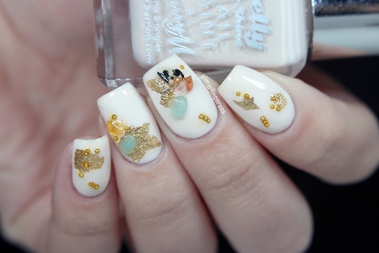 Déco ongle avec feuilles d'or : idées pour créer une manucure glamour