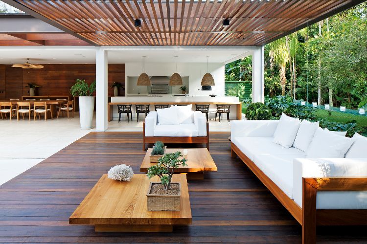 espace de vie extérieur moderne meubles en bois