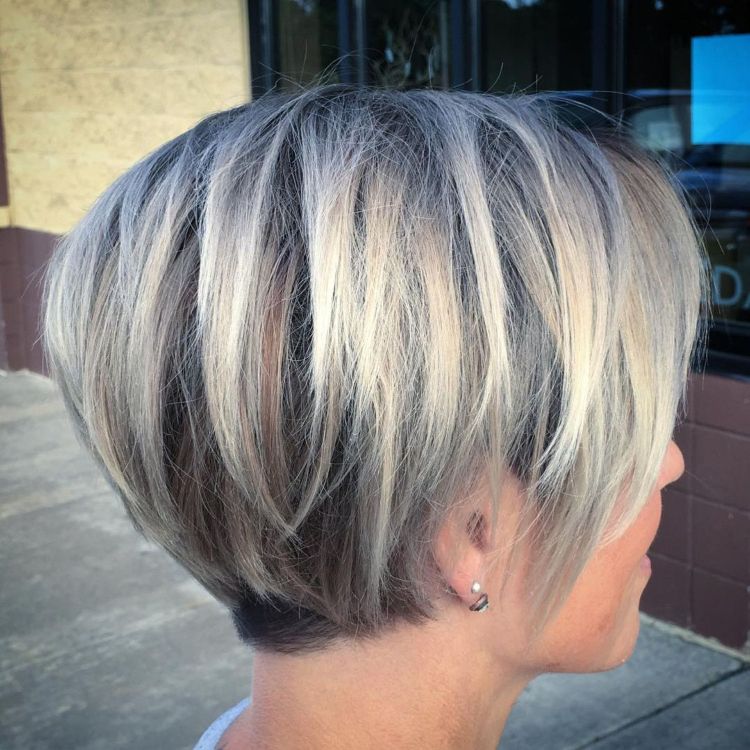 Quelle Coiffure Cheveux Court 2018 Pour Peaufiner Son Style Tres Chic