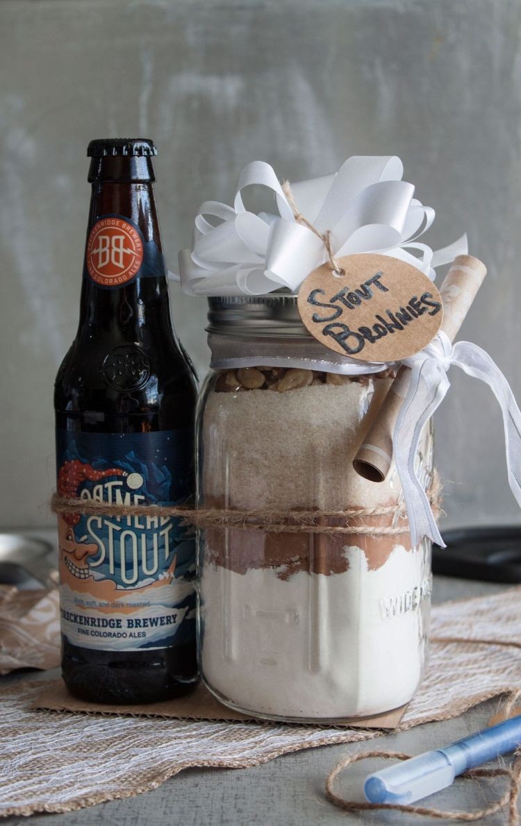 idée de cadeau original DIY amateur de bière coffret gourmand personnalisé