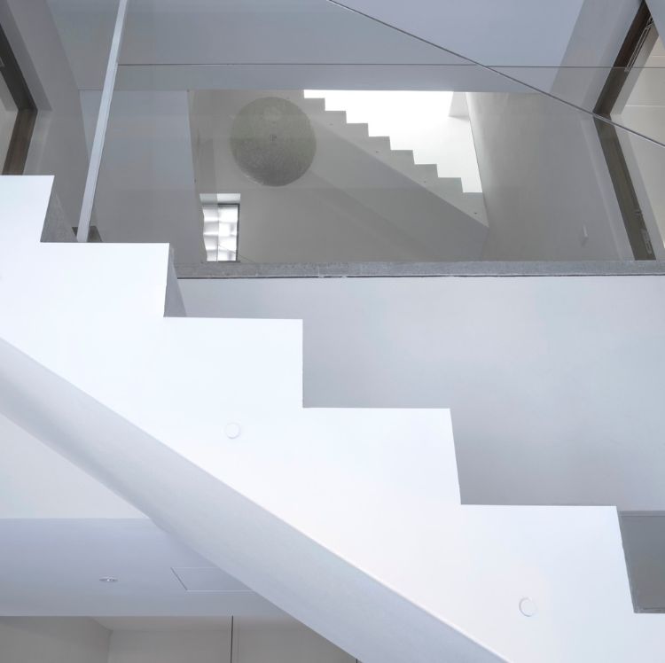 intérieur escalier minimaliste