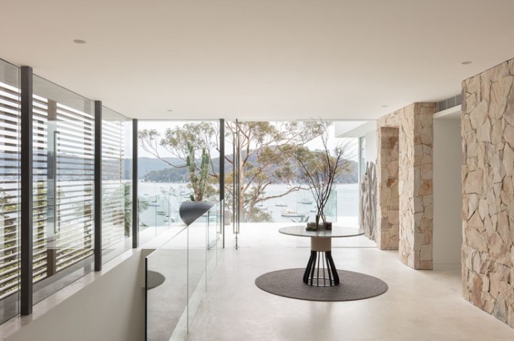 placage pierre de grès intérieur design super moderne maison architecte