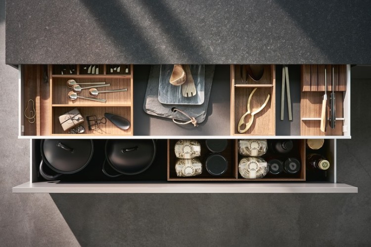 tendance cuisine 2018 béton matériaux robustes design exceptionnel salon meuble Milan