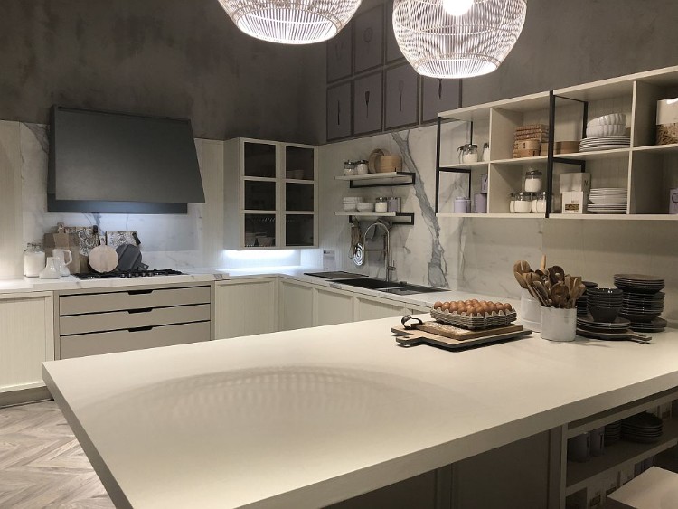 tendance cuisine 2018 eurocucina design sur mesure en béton salon meubles haut gamme cuisines