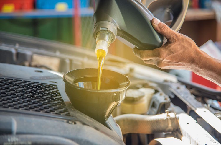 changement huile moteur voiture entretien vidange