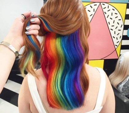 cheveux arc-en-ciel caché tendance Hidden Rainbow