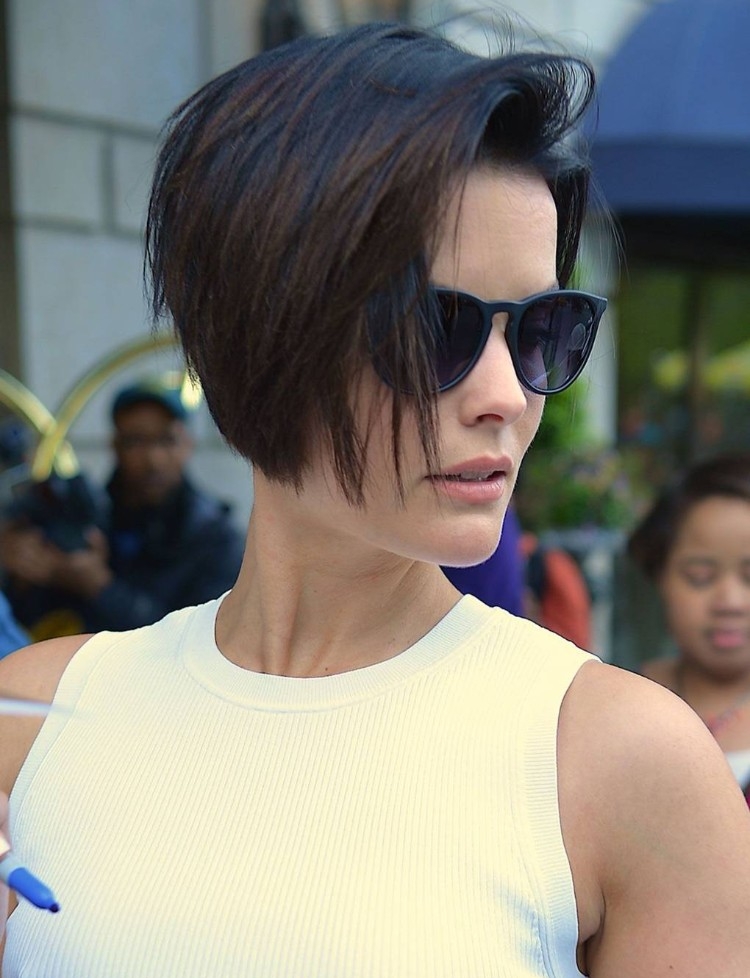 Ultra-square short haircut for women with a decadent asymmetric effect