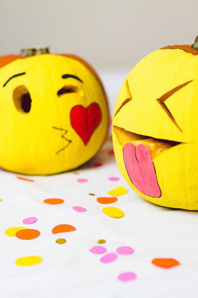 décoration de citrouille originale Smiley Halloween DIY facile idée bricolage insolite