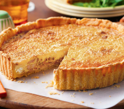 quiche lorraine recette traditionnelle creme oeufs lardon fromage tarte salee gratinee