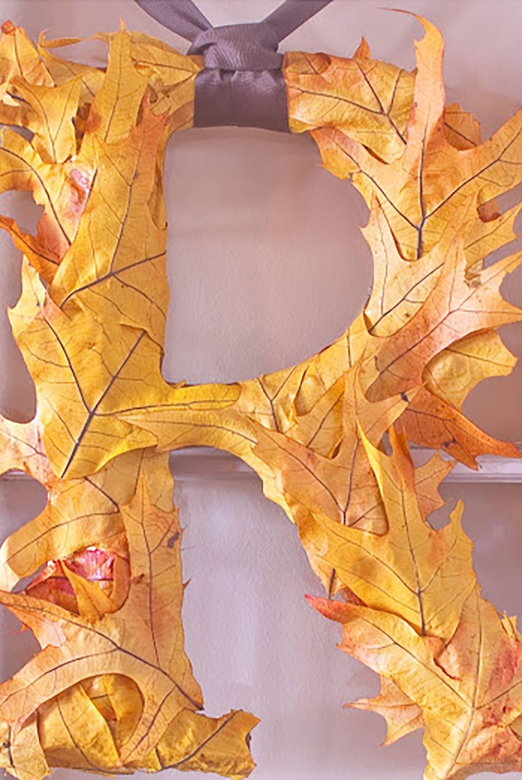 bricolage d'automne avec des feuilles d'arbre idées de déco