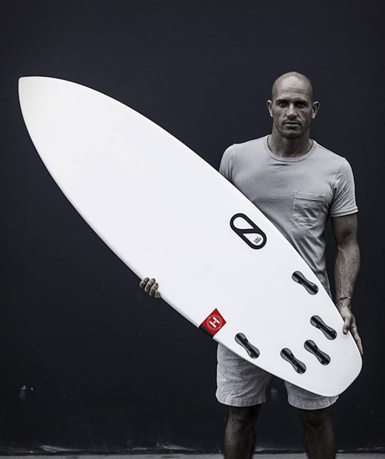 planche de surf design épuré par Kelly Slater