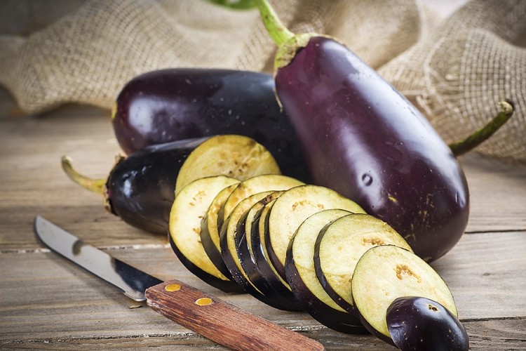 recette aubergine farcie mode préparation ôter amertume